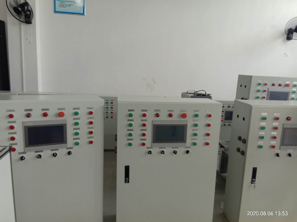 4臺600噸步履頂控制系統(tǒng)/22臺300噸步履頂控制系統(tǒng)出貨了