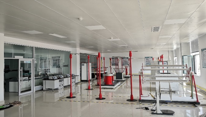 絕緣工器具綜合試驗(yàn)系統(tǒng) 絕緣工器具綜合試驗(yàn)系統(tǒng)